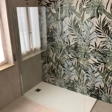 לינה וארוחת בוקר Spagna *